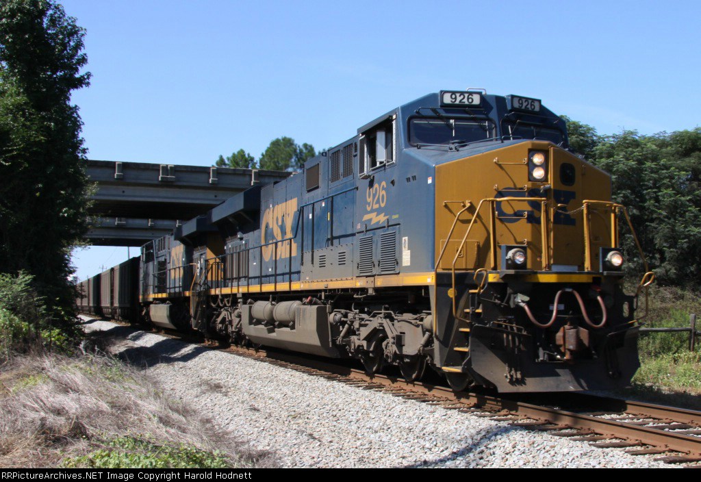 CSX 926 & 911 lead a coal train under I-95